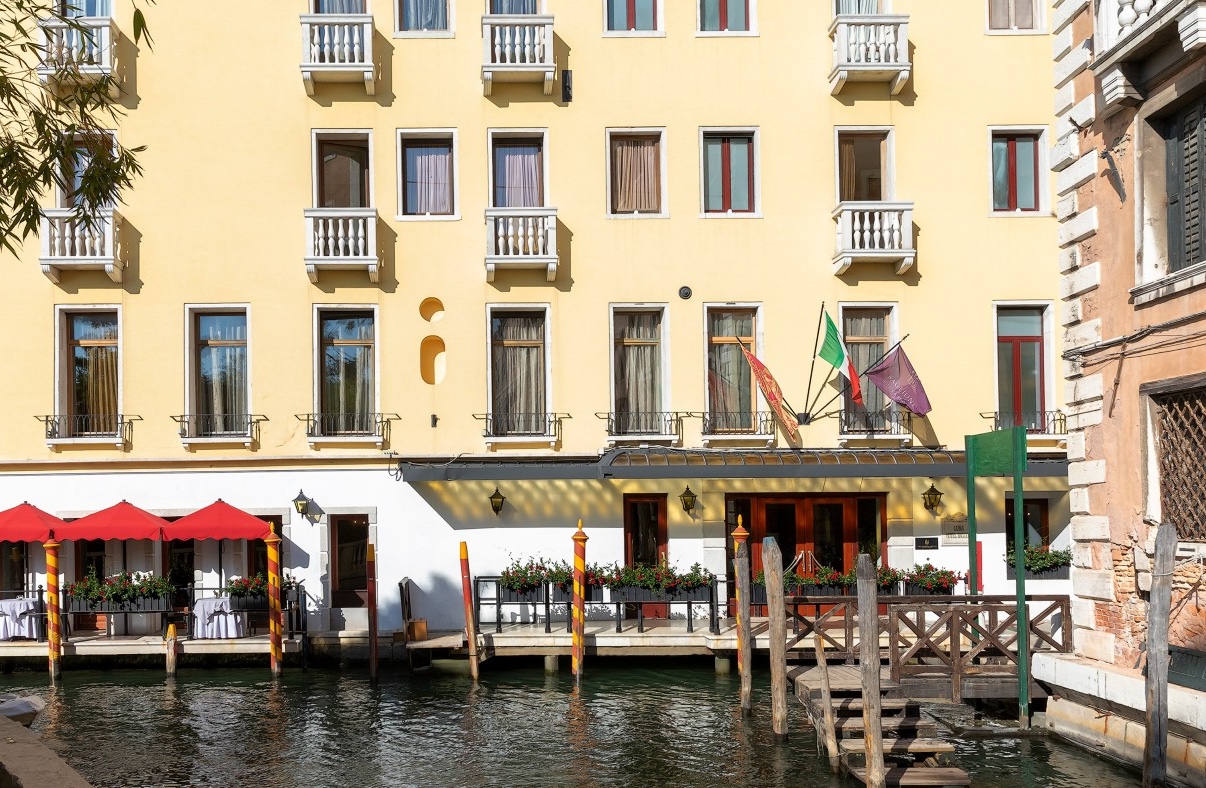 Baglioni Luna: Venice’s Timeless Charm hero image