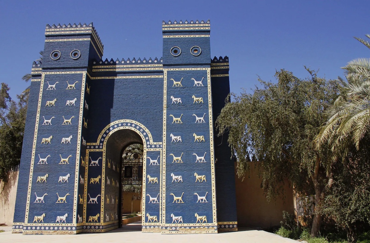 Lost in Translation: Hospitality Challenges in the Age of Babel (and Travel) hero image