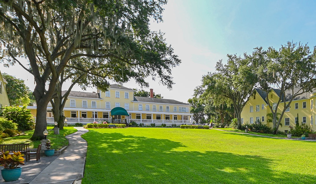 Lakeside Inn: A Mount Dora Gem hero image