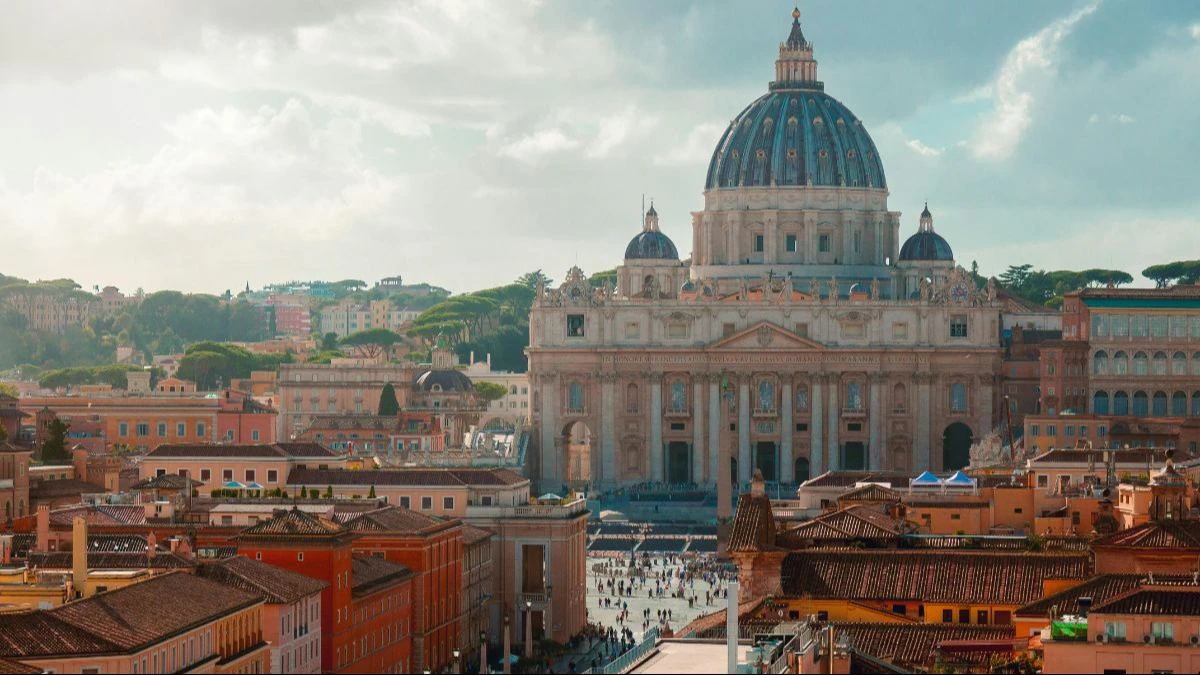 Finding Faith on the Road: Religious Retreats in Ancient Times and Today hero image