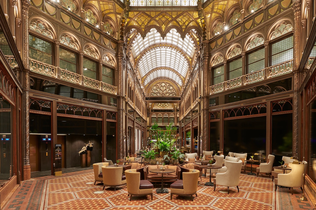 The Grand Hotel Royal (Corinthia Budapest): A Budapest Landmark Reborn hero image