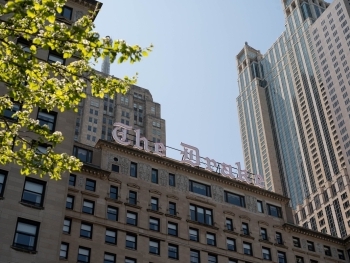 Drake Hotel: A Storied Icon of New York image