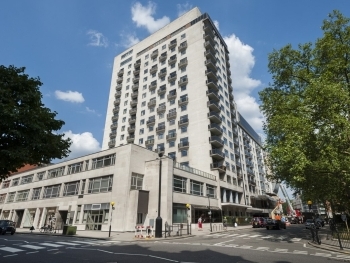 Hotel Jumeirah Carlton Tower image