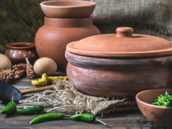 Miracles on the Menu: Ancient Food and Hospitality in the Bible image